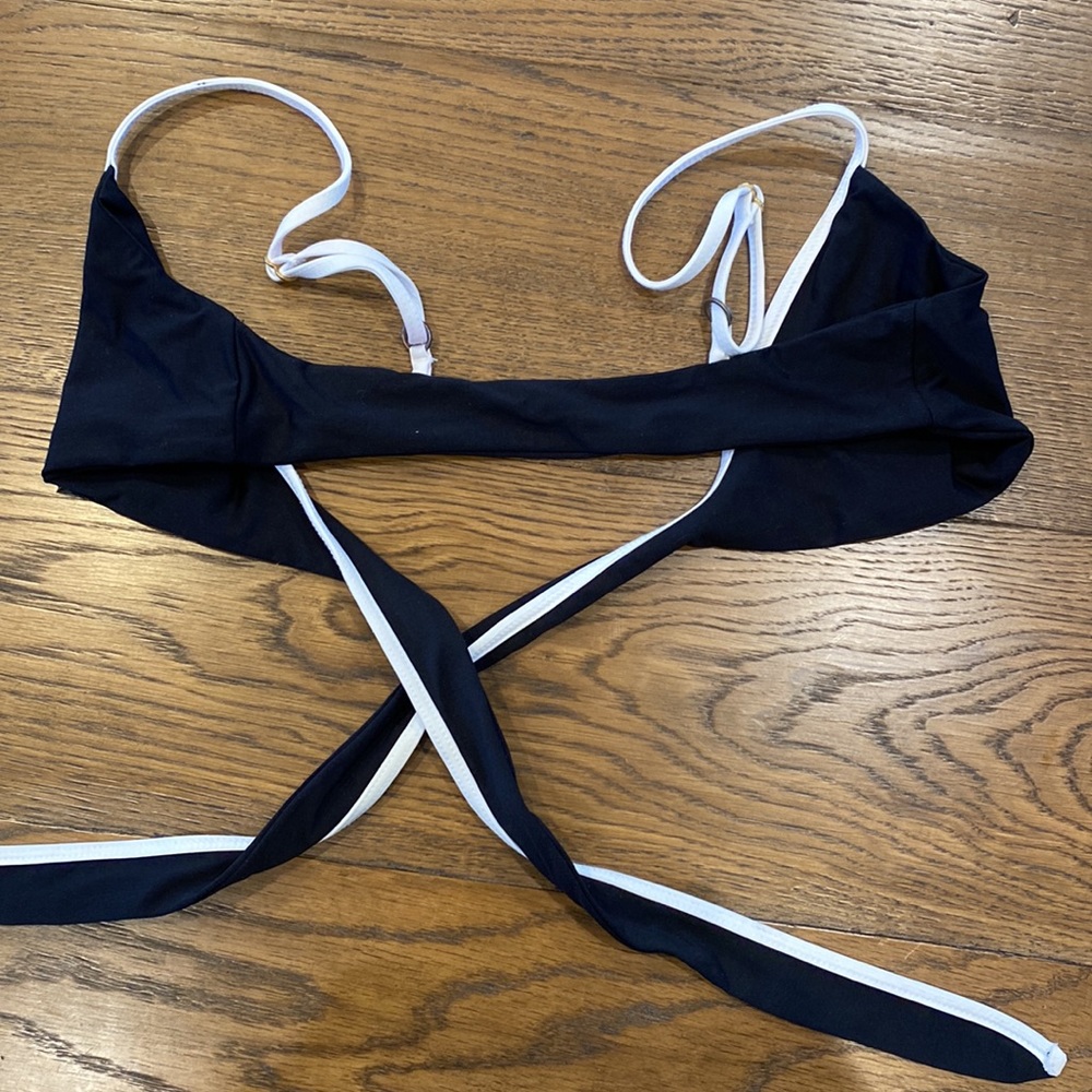 L*space Bikini Top - Picture 2 of 3